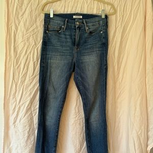 Good American Good Legs size 6 dark wash distressed pockets